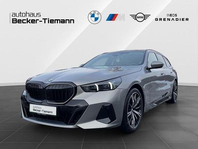 Grau Neu 2026 BMW 520 Exclusive Limousine | 68.900 € (Teuer)