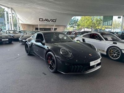 Porsche 911 Carrera 4 GTS