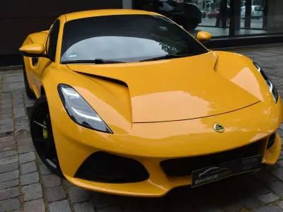 Gebraucht Lotus Emira 364 PS (267 kW) 2024 Hethel yellow Coupé
