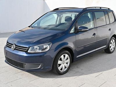Gebraucht VW Touran Comfortline 140 PS (102 kW) 2014 Blau Van / Kleinbus