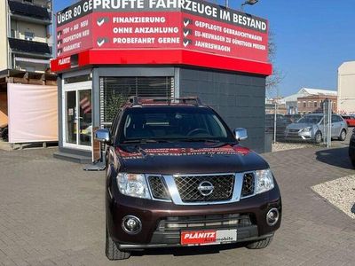 Second-hand Nissan Navara 231 CP (169 kW) 2014 Maro Pickup