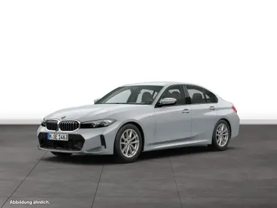 Usata BMW 320 M Sport 184 CV (135 kW) 2025 Grigio Berlina