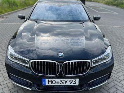 BMW 730