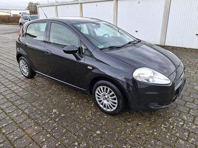 Gebraucht Fiat Punto Active 77 PS (56 kW) 2009 Schwarz Kleinwagen