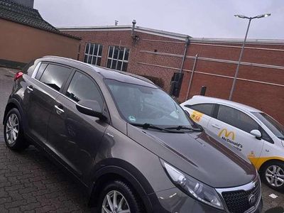 Gebraucht 2015 Kia Sportage Spirit SUV | 12.000 € (Fairer Preis)