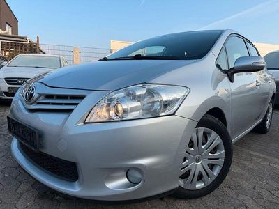 Gebraucht Toyota Auris 90 PS (66 kW) 2010 Silber Limousine