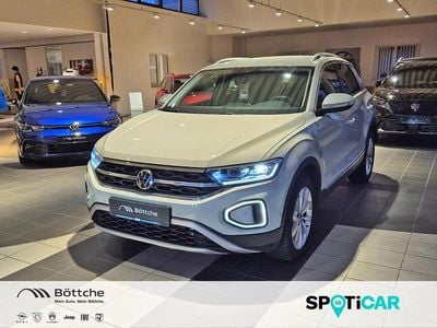 Second-hand VW T-Roc Style 116 CP (85 kW) 2025 Gri SUV