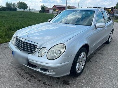 Mercedes E220