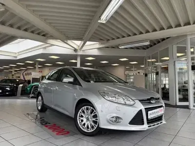 Gebraucht Ford Focus Titanium 150 PS (110 kW) 2011 Schwarz Limousine