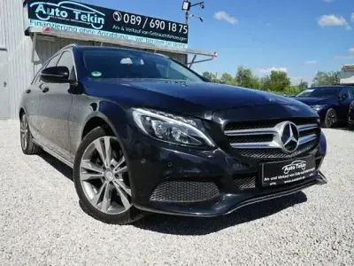 Gebraucht Mercedes C220 Avantgarde 170 PS (125 kW) 2016 Schwarz Kombi