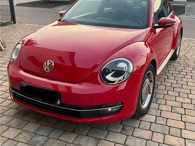 Gebraucht VW Beetle Design 140 PS (102 kW) 2013 Rot Kleinwagen