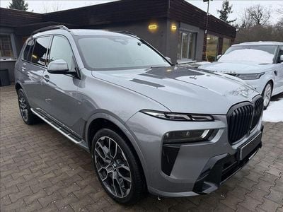 Gebraucht BMW X7 M Sport 352 PS (258 kW) 2023 Grau SUV