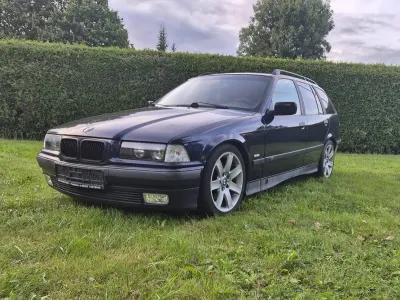 Brugt BMW 320 Basis 150 HK (110 kW) 1998 Blå Stationcar