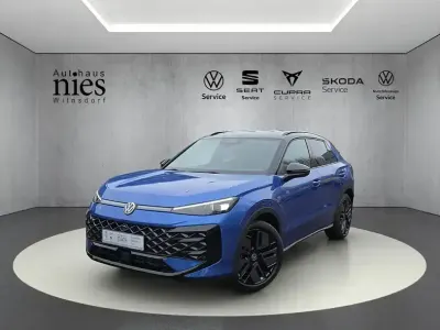 Neu VW T-Roc Style 150 PS (110 kW) 2026 Blau SUV