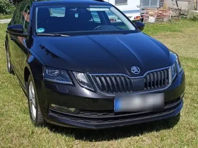 Gebraucht Skoda Octavia 150 PS (110 kW) 2020 Schwarz Kombi