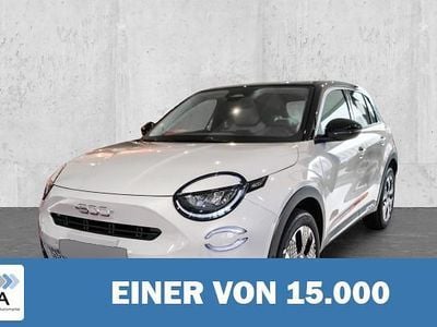Neu Fiat 600 La Prima 110 PS (80 kW) 2026 Metallic SUV
