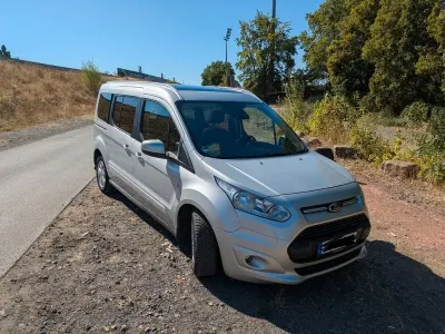 Gebraucht Ford Tourneo Titanium 120 PS (88 kW) 2016 Grau Van / Kleinbus