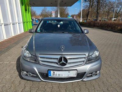 Gebraucht Mercedes C200 Avantgarde 136 PS (100 kW) 2011 Grau Limousine
