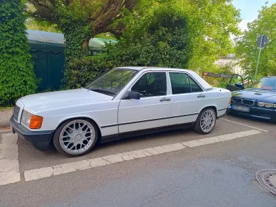 Occasion Mercedes 190 72 ch (52 kW) 1987 Blanc Berline