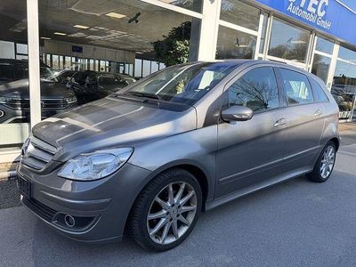 Gebraucht Mercedes B200 Sport 136 PS (100 kW) 2006 Grau, metallic Van / Kleinbus