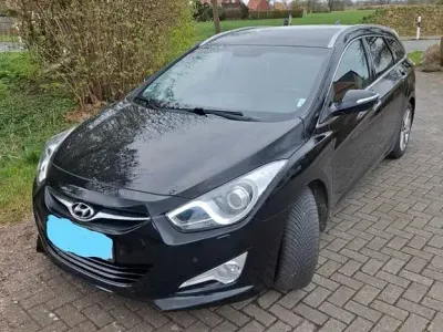 Gebraucht Hyundai i40 Premium 136 PS (100 kW) 2014 Kombi