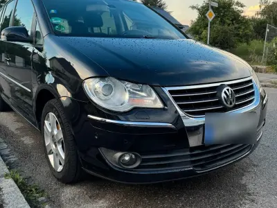 Gebraucht VW Touran 140 PS (102 kW) 2007 Schwarz Van / Kleinbus