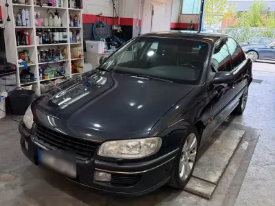 Gebraucht Opel Omega 210 PS (154 kW) 1997 Schwarz Limousine