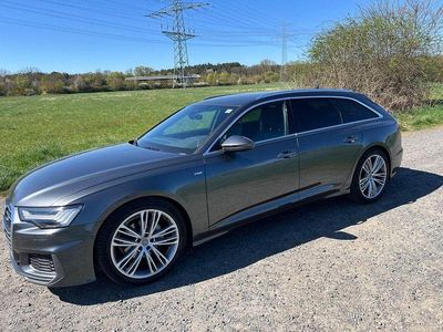 Grau Gebraucht 2021 Audi A6 S-Line Kombi | 33.900 € (Fairer Preis)