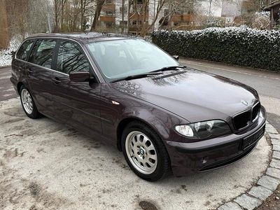 Gebraucht BMW 320 170 PS (125 kW) 2002 Violet Kombi