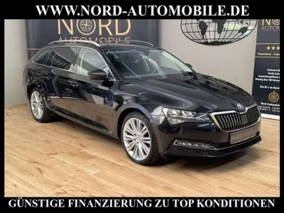 Gebraucht Skoda Superb Style 150 PS (110 kW) 2023 Schwarz Kombi