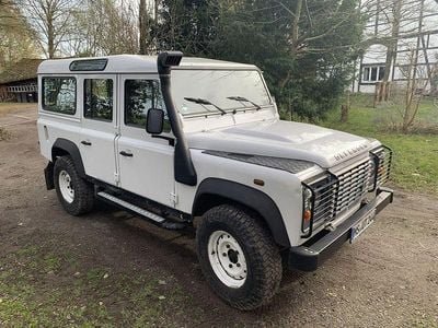 Gebraucht Land Rover Defender SE 122 PS (89 kW) 2015 Weiß Kombi