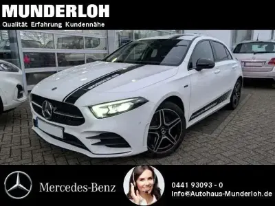 Gebraucht Mercedes A250 AMG line 160 PS (117 kW) 2020 Weiß Limousine