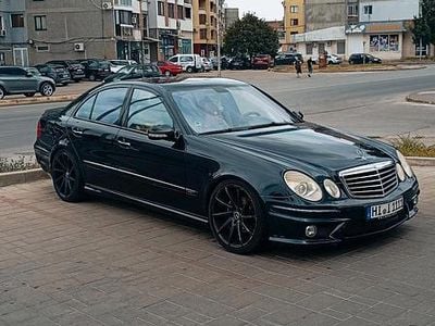 Mercedes E320