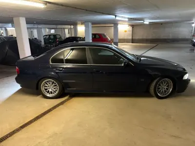 Gebraucht BMW 525 192 PS (141 kW) 2001 Blau Limousine