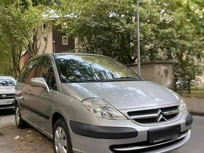 Citroën C8
