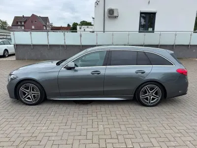 Gebraucht Mercedes C200 AMG line 163 PS (119 kW) 2022 Grau Limousine