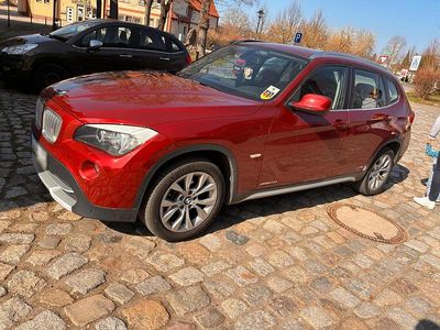 Gebraucht BMW X1 247 PS (181 kW) 2011 Rot SUV