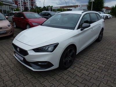 Gebraucht Seat Leon FR 190 PS (139 kW) 2022 Weiß Limousine