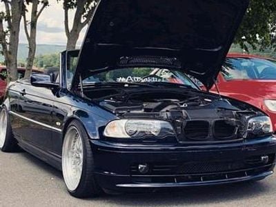 Gebraucht BMW 320 Cabriolet 170 PS (125 kW) 2001 Blau Cabrio