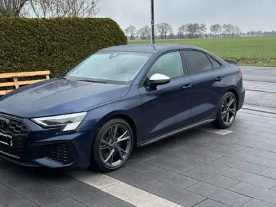 Gebraucht Audi S3 Design 310 PS (228 kW) 2022 Blau Limousine