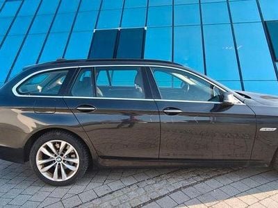 Gebraucht BMW 520 Luxury Line 190 PS (139 kW) 2015 Grau Kombi