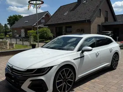 Gebraucht VW Arteon R 320 PS (235 kW) 2022 Weiß Limousine