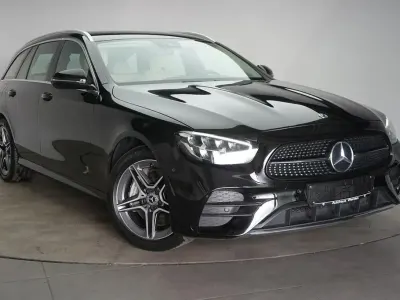 Gebraucht Mercedes E300 AMG 306 PS (225 kW) 2021 Schwarz Limousine