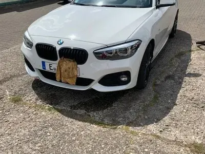 Gebraucht BMW 120 M Sport 190 PS (139 kW) 2019 Weiß Kleinwagen