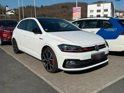 Gebraucht VW Polo Beats 200 PS (147 kW) 2019 Weiß Kleinwagen