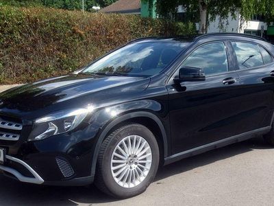Mercedes GLA200