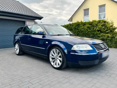 Gebraucht VW Passat Highline 115 PS (84 kW) 2001 Blau Kombi