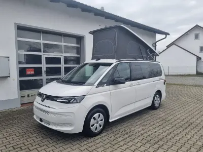 Gebraucht VW T7 Beach 150 PS (110 kW) 2026 Weiß Van