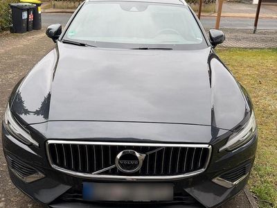 Gebraucht Volvo V60 Inscription 390 PS (286 kW) 2019 Kombi