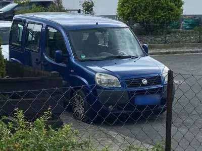Gebraucht Fiat Doblò 77 PS (56 kW) 2006 Blau Van / Kleinbus